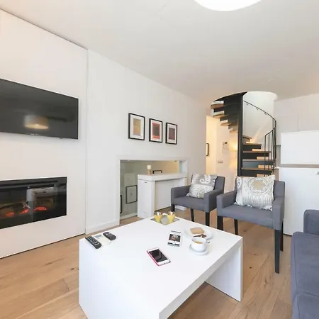Bravissimo Portal Nou Apartment *
