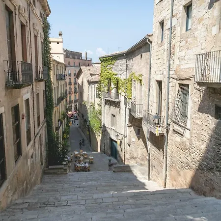 Bravissimo Portal Nou, With Private Garage 公寓