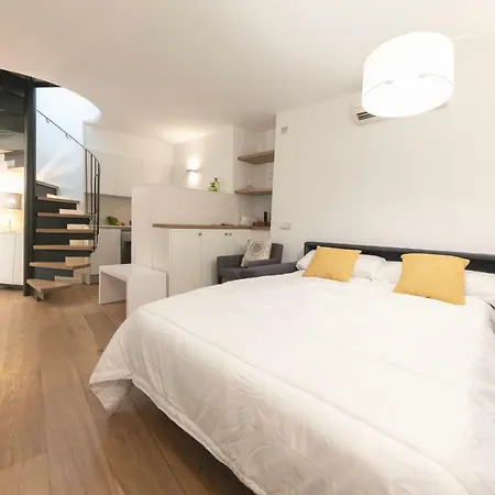 Bravissimo Portal Nou Apartment