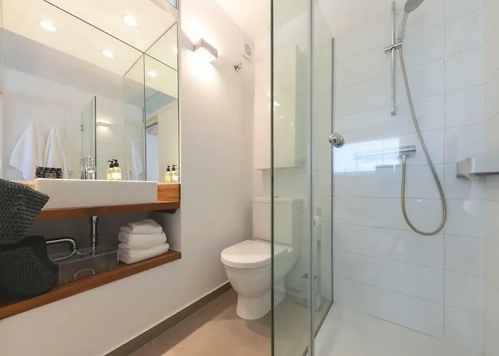 公寓 Bravissimo Portal Nou, With Private Garage *