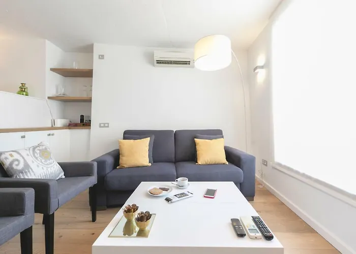 Apartmán Bravissimo Portal Nou, With Private Garage Girona